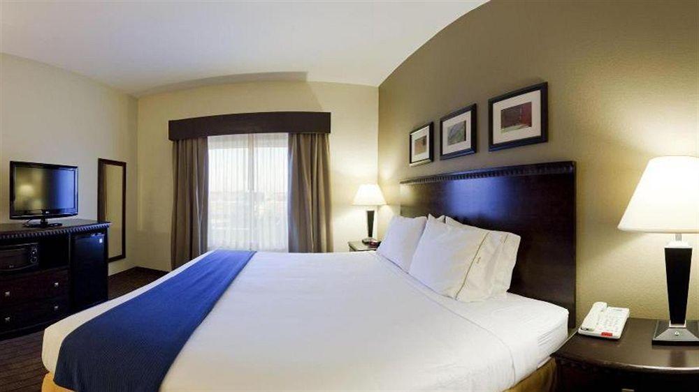 Holiday Inn Express & Suites Moultrie, An Ihg Hotel Extérieur photo