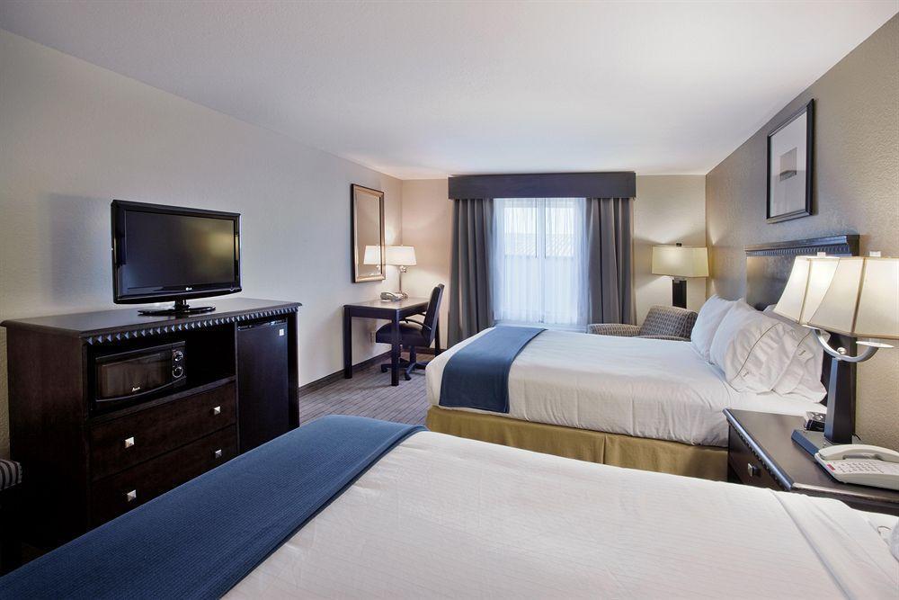 Holiday Inn Express & Suites Moultrie, An Ihg Hotel Extérieur photo